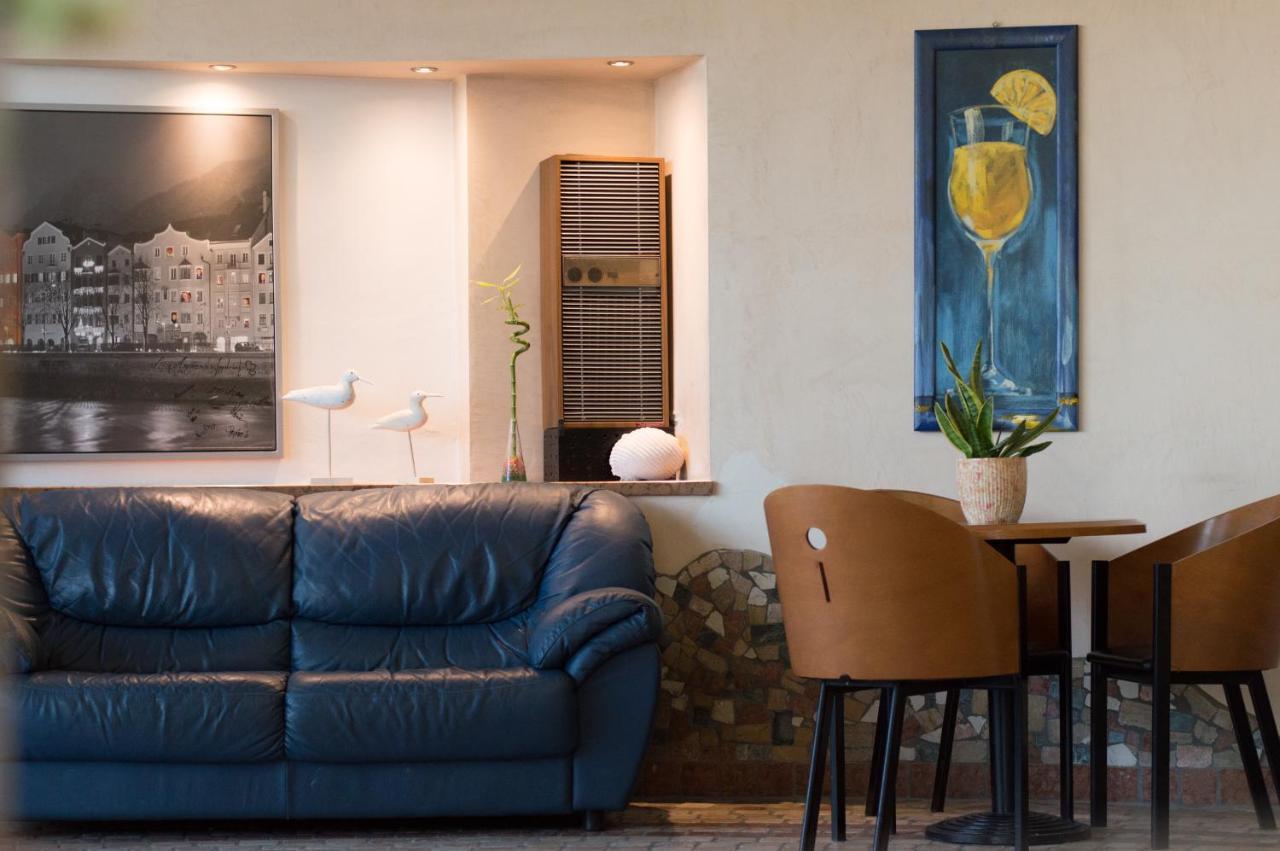 Amba Hotel Rimini Bagian luar foto